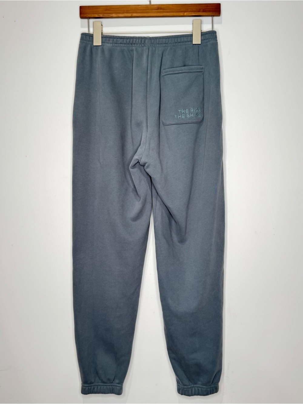 VUORI Women’s Sedona Sweatpant Joggers Smoke Blue Slate Blue Size XS VW4202 - Picture 9 of 14
